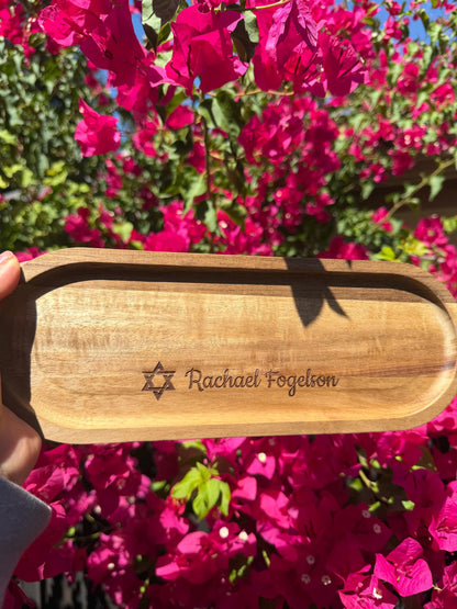 Personalized Wooden Jewish Tray | Custom Engraved Judaica Serving Board for Shabbat
