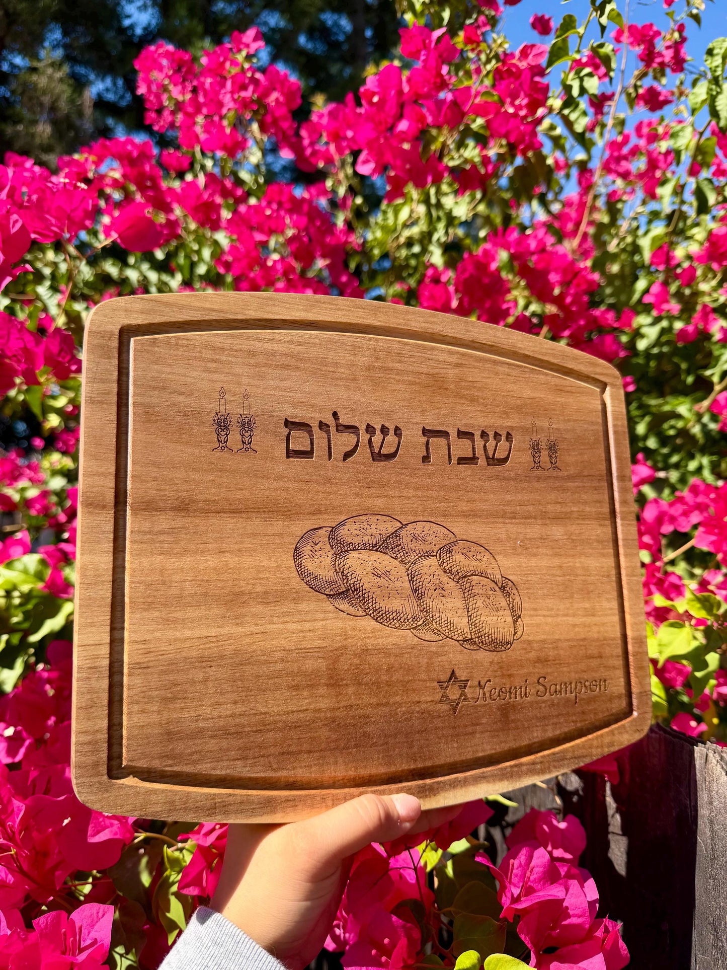 Personalized Challah Board | Engraved Hebrew Shabbat Shalom Serving Platter
